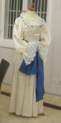 Model af Karen Brahes silkekjole